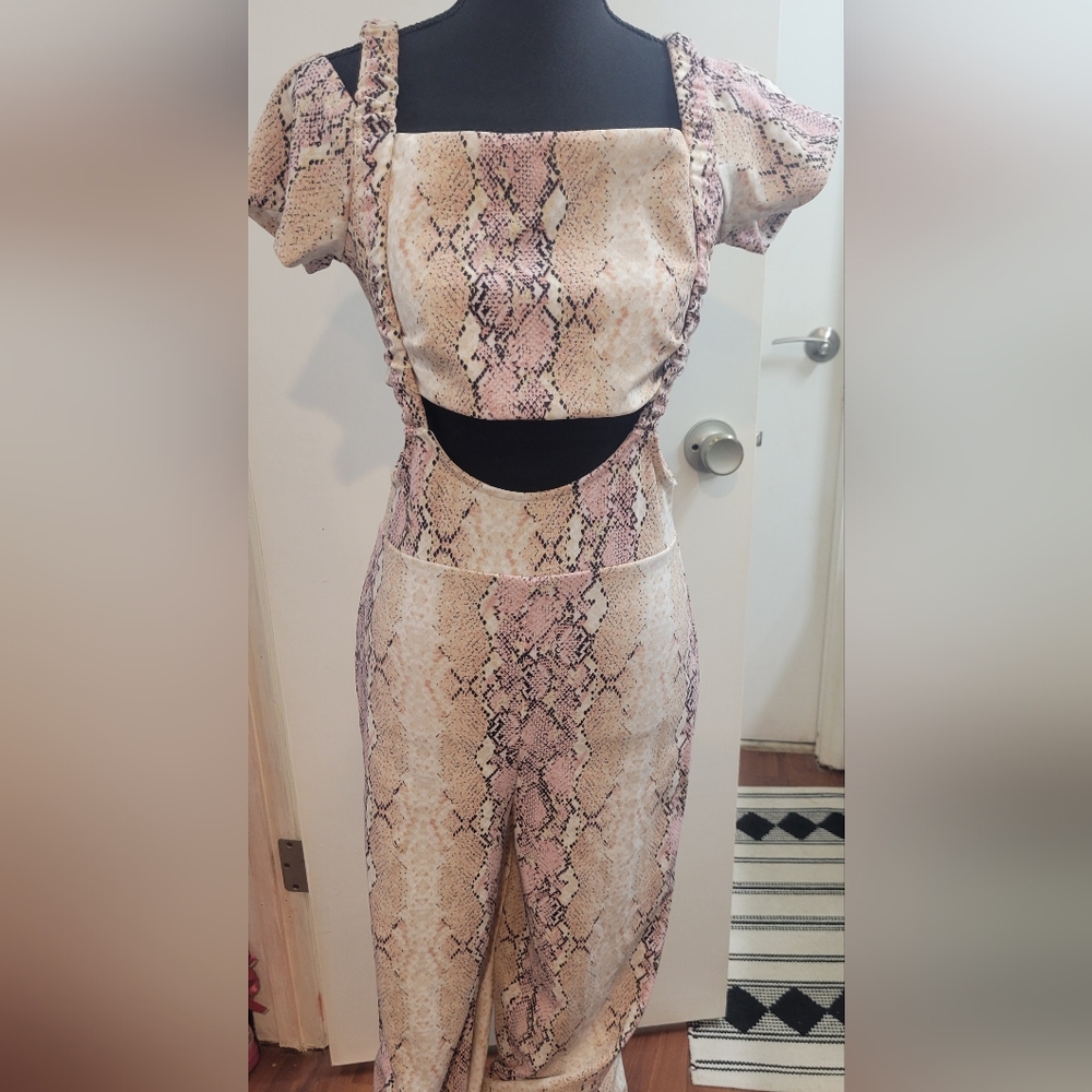 2 piece crop top & pant